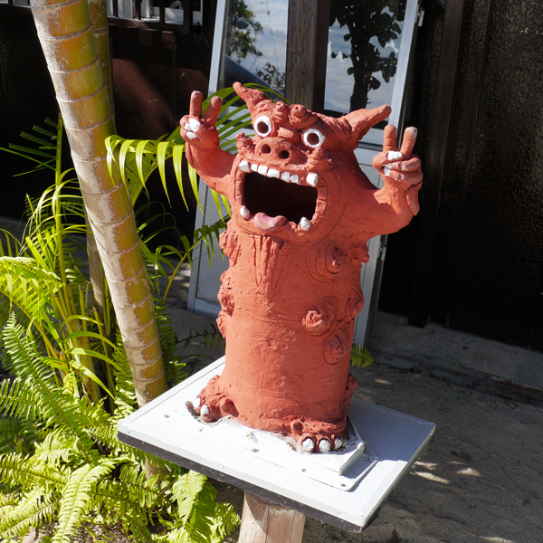 shisa-taketomi1x600.jpg