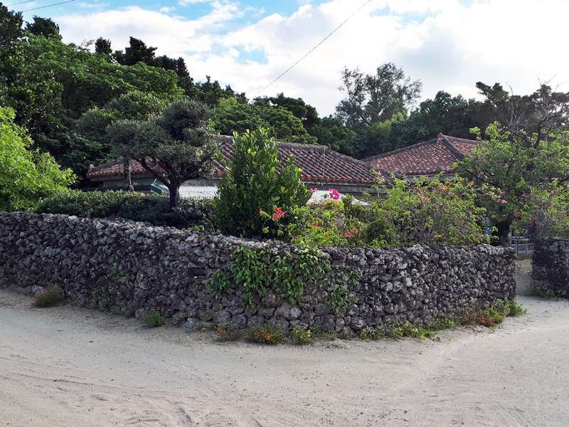 taketomi-street1Ax800.jpg