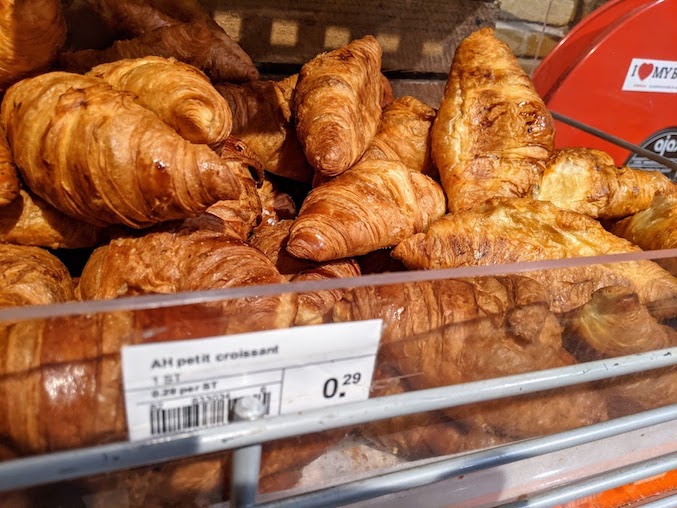 croissant.jpeg
