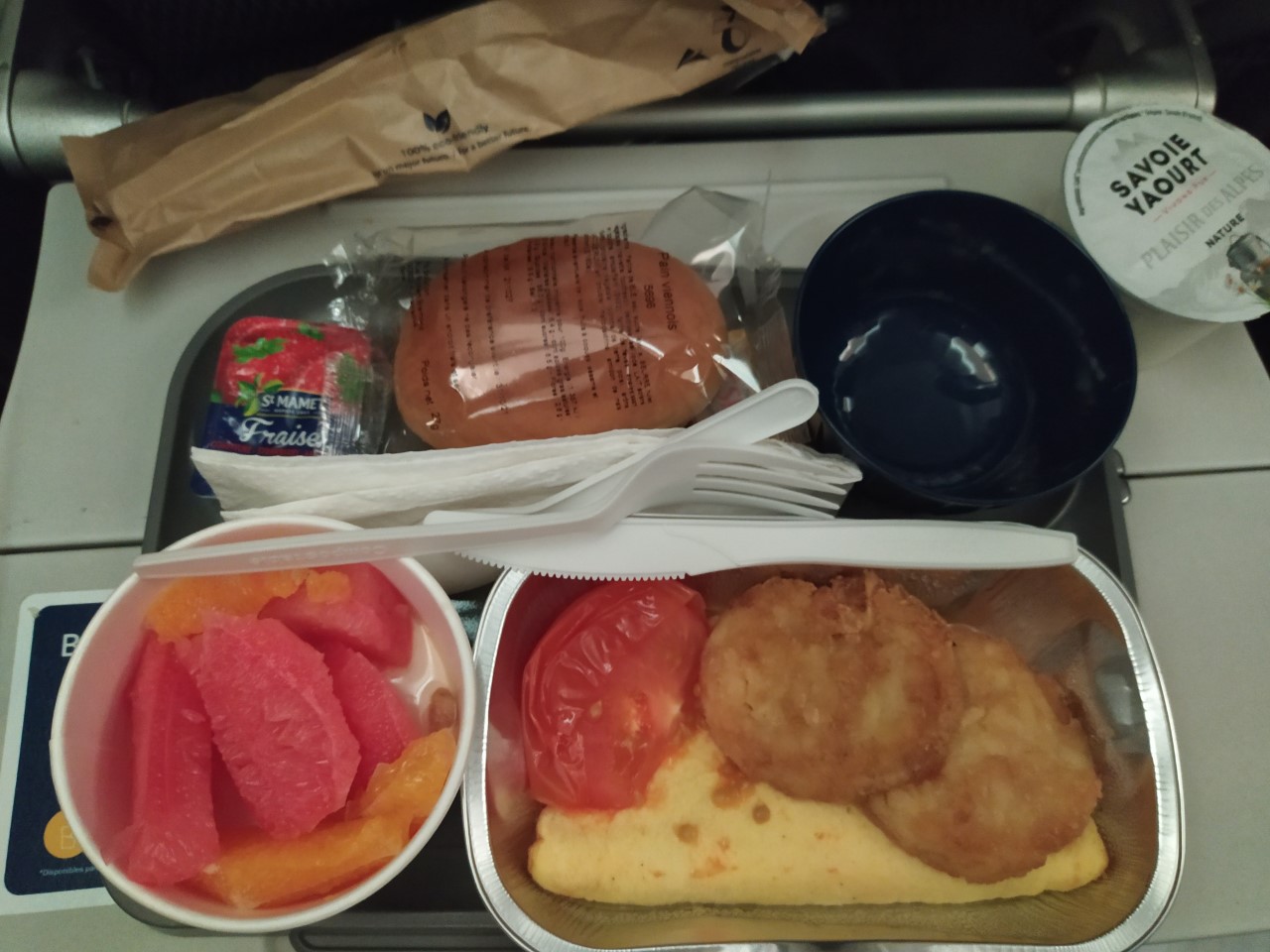AM_CDG_MEX_breakfast.jpg