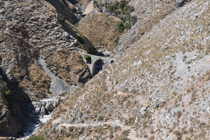 4-Ali_Pasha_Bridge.JPG