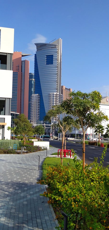 Dubai2.jpg