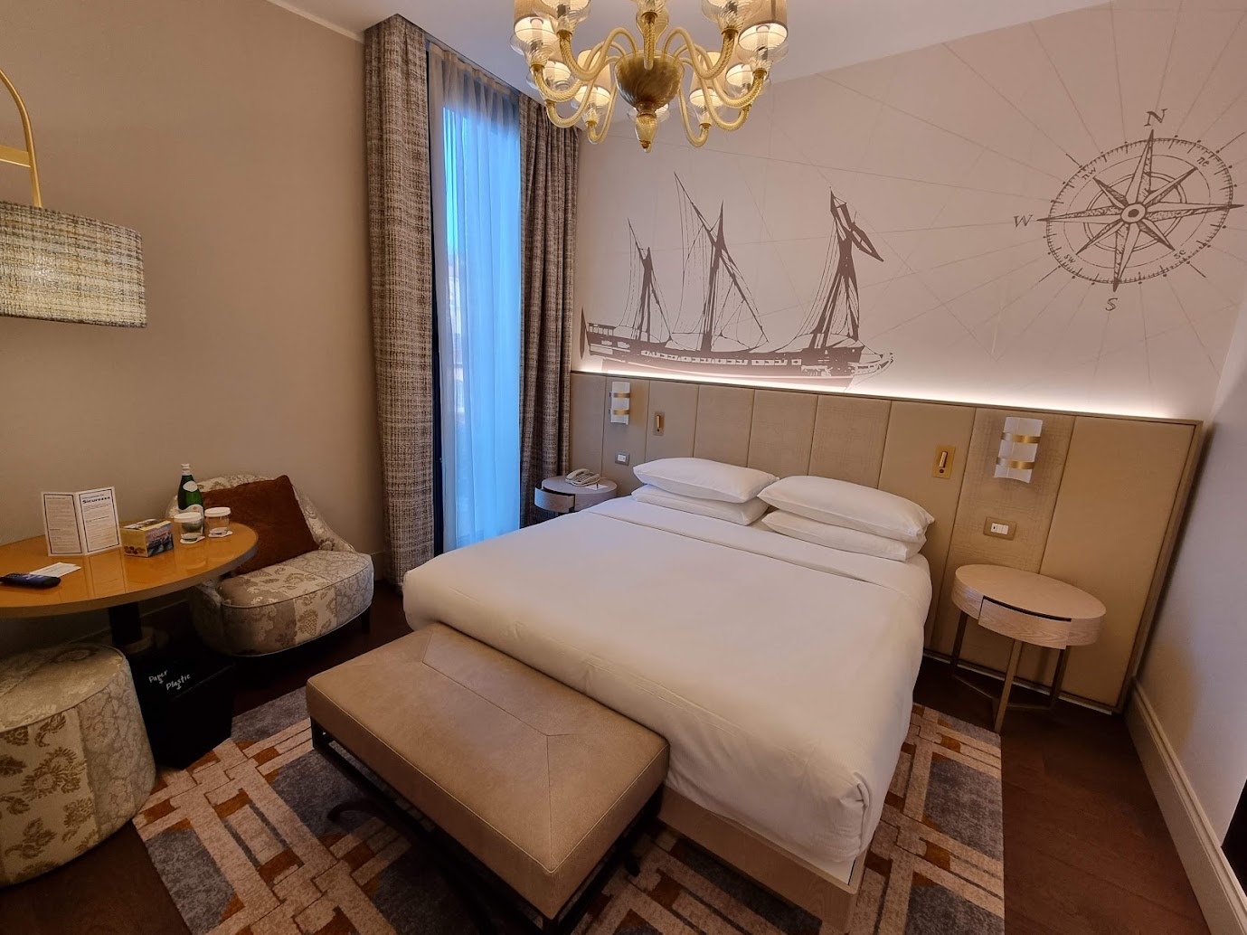 hilton venice junior suite 2.jpg