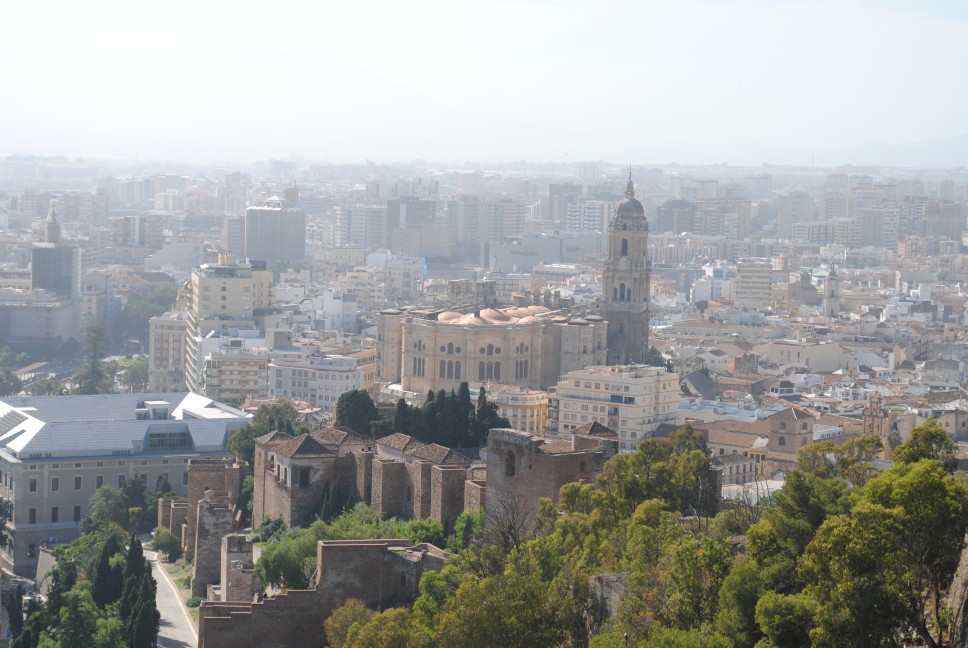 32_Malaga_z_gory.JPG