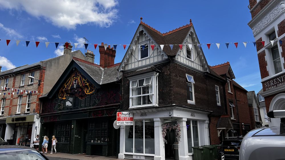 1a. Eastbourne.jpg