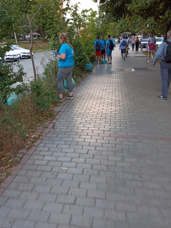 128.jpg