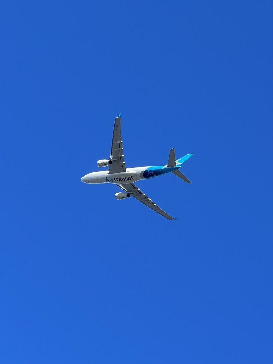 YUL083.jpg