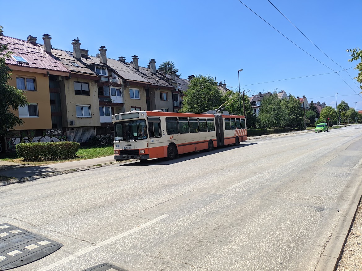 PXL_20220729_133238870.jpg