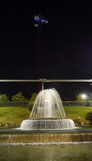 Star Flyer nocą.jpg