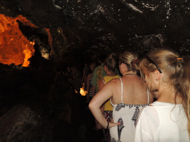 Cueva de los Verdes.jpg