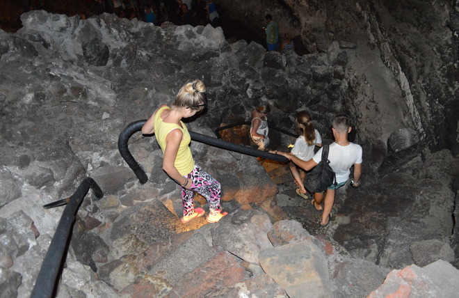 Cueva de los Verdes(4).jpg