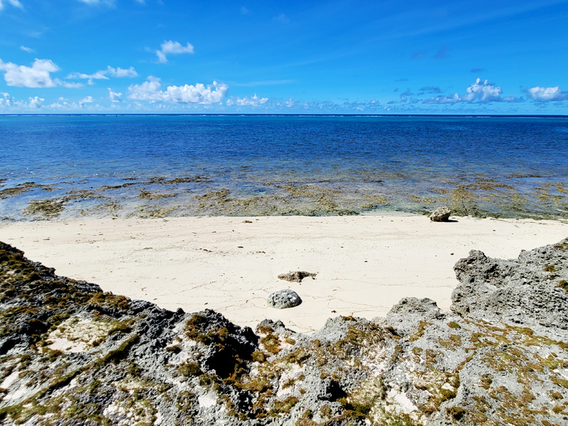 beach-near-lighthouse2x800.jpg