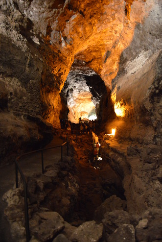 Cueva de los Verdes(12).jpg