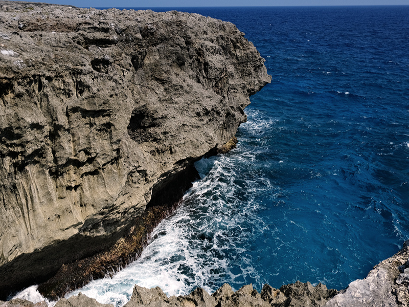 south-point-cliffx800.jpg