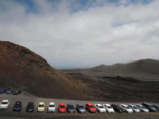 Parking przy Timanfaya.jpg