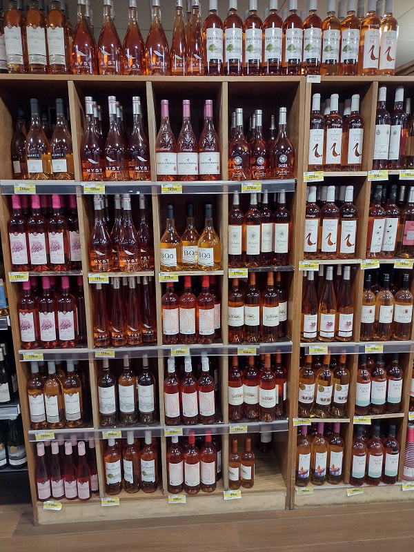 sklep_wino.jpg