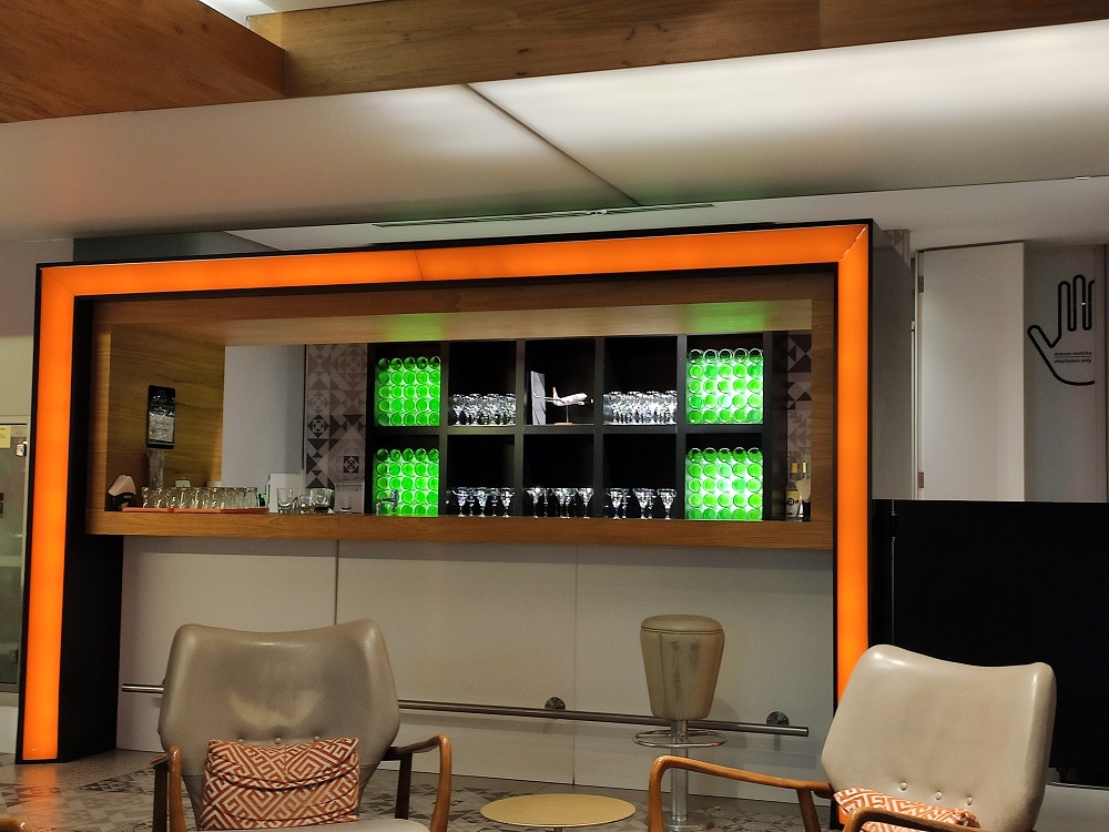 Gol -bar.jpg
