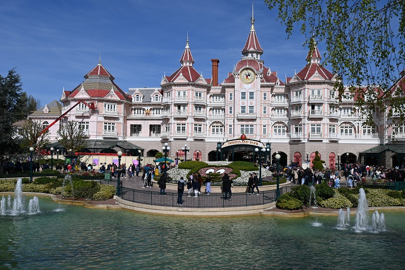 3-Disneyland.JPG