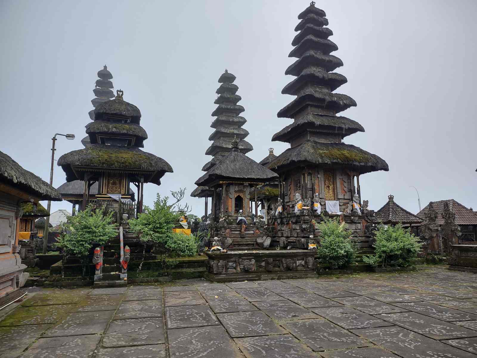 w2 ulun2.jpg