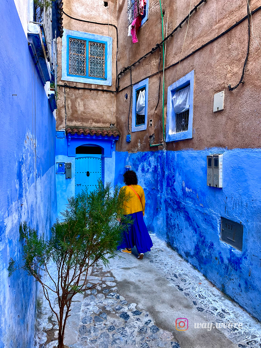Maroko - Chefchaouen - Uliczka.png