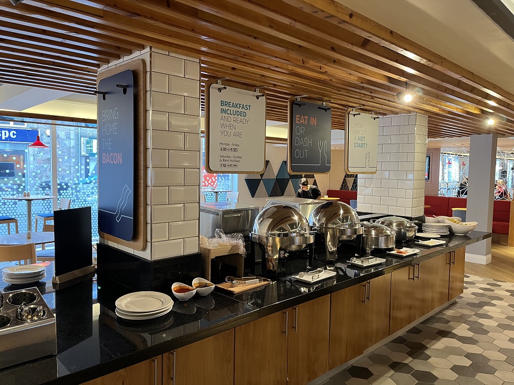 HIX centrum breakfast1.jpeg