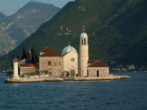 Perast wysepka.JPG