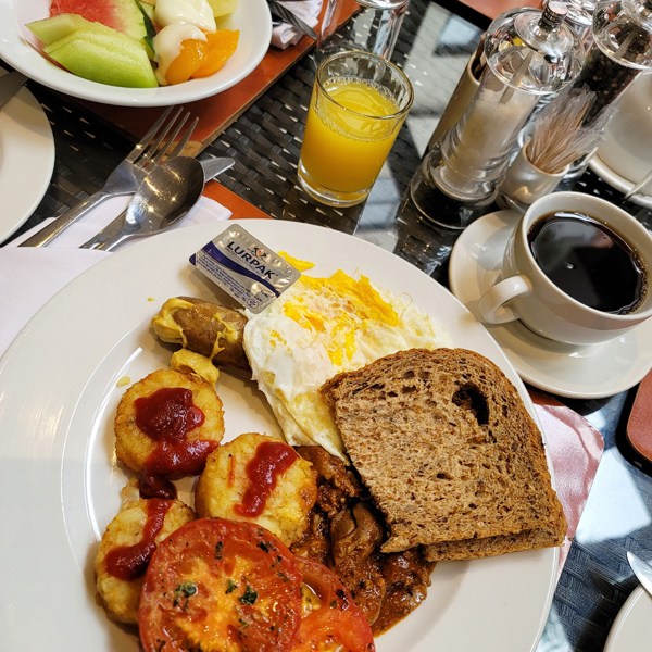 premier breakfast x600.jpg
