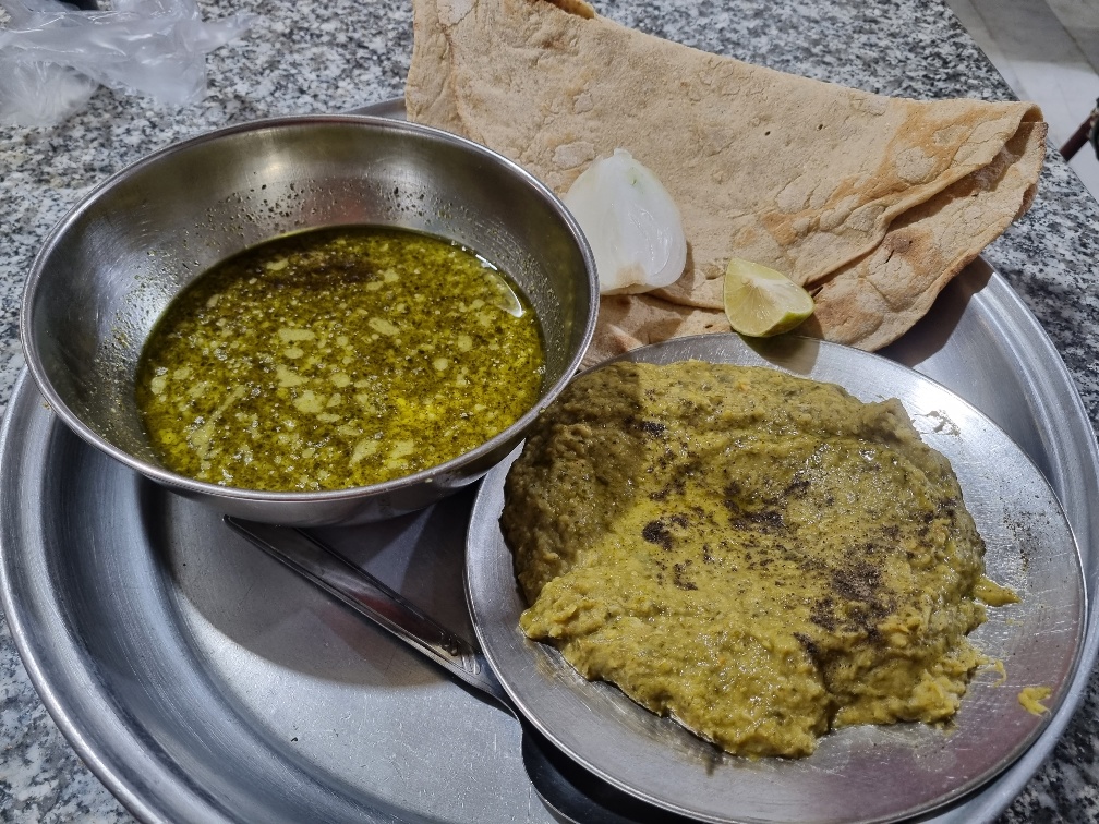 sari.jpg