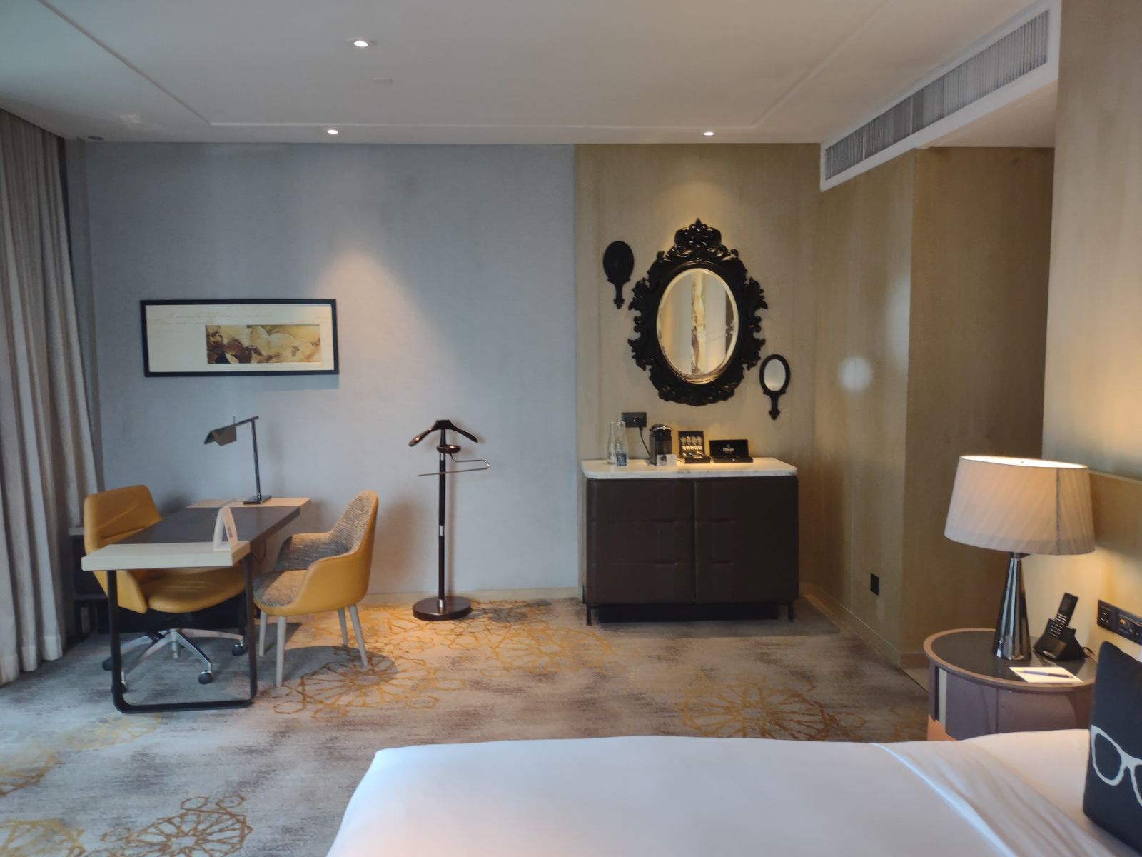 sofitel5.jpg