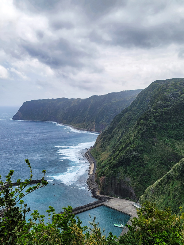 coast1x600.jpg