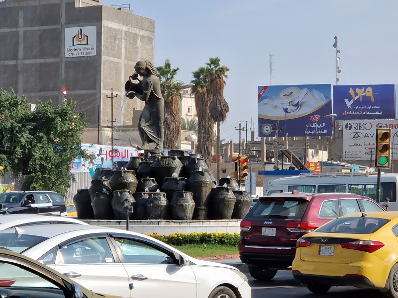 02_009_Bagdad_Plac_Kahramana.jpg