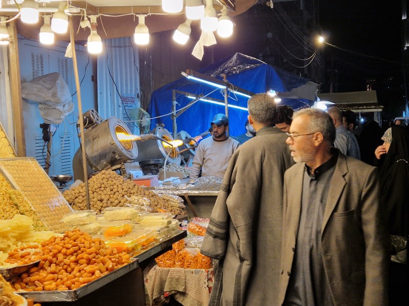 06_023_Karbala_prażenie_słonecznika.jpg