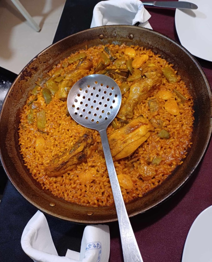 Paella Valenciana.jpg