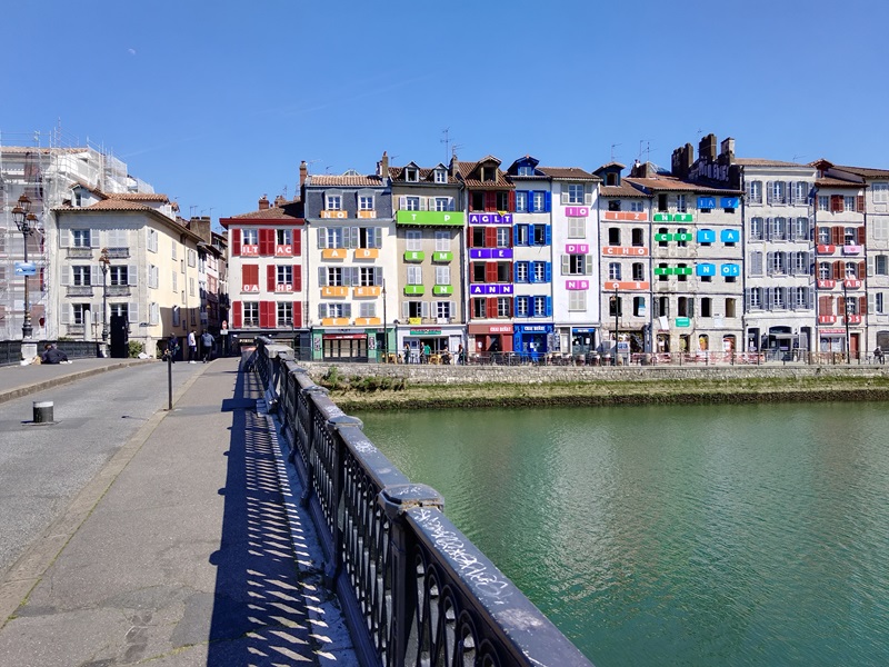 4-Bayonne.jpg