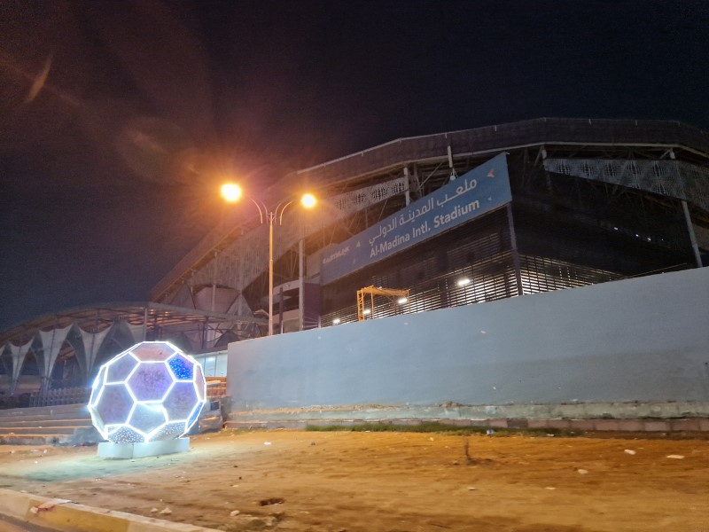 07_013_Bagdad_stadion_Al_Madina.jpg