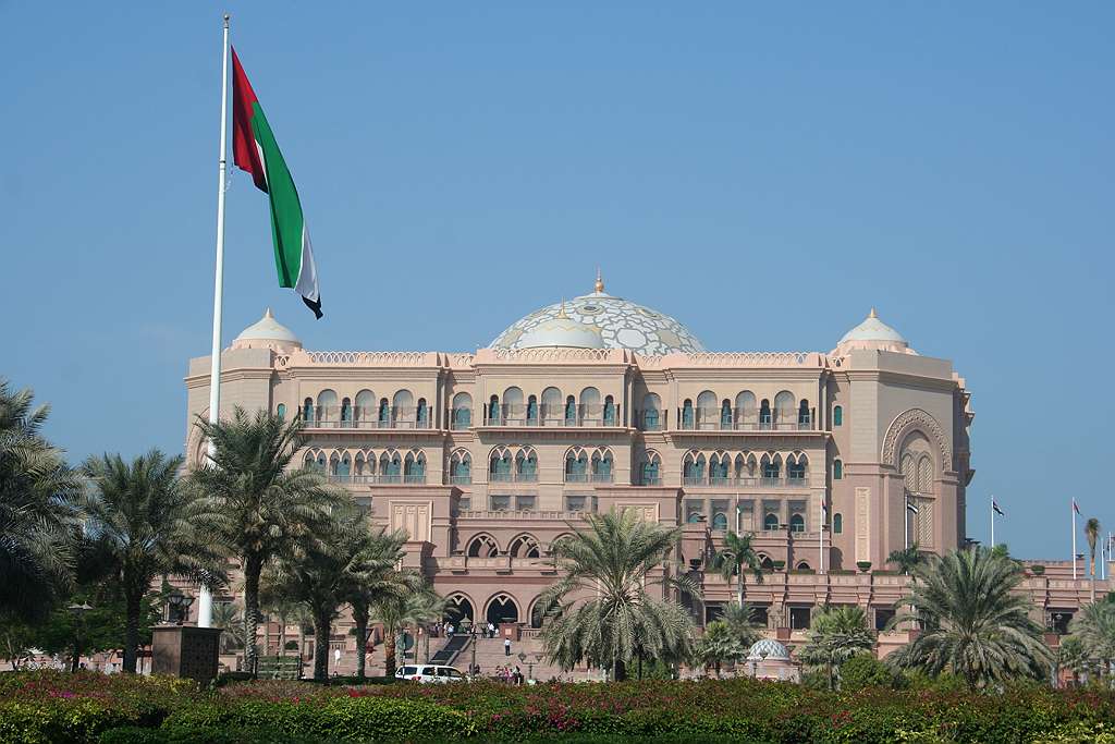 Abu Dhabi (2).jpg