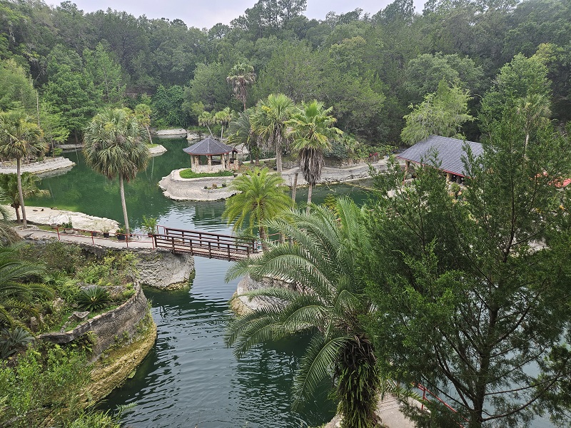 CEDAR LAKES WOODS AND GARDENS.jpg