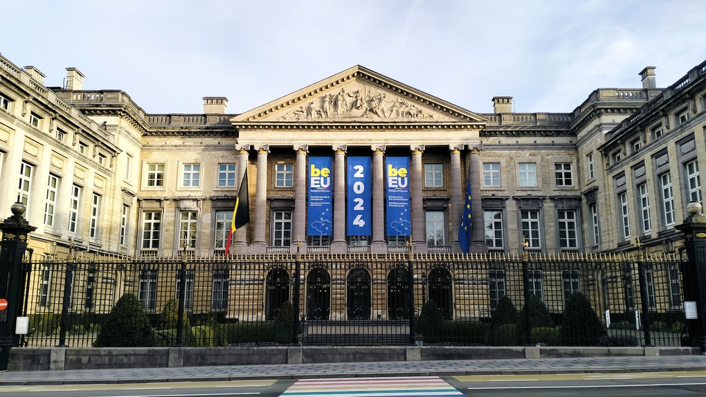 BRU403.jpg