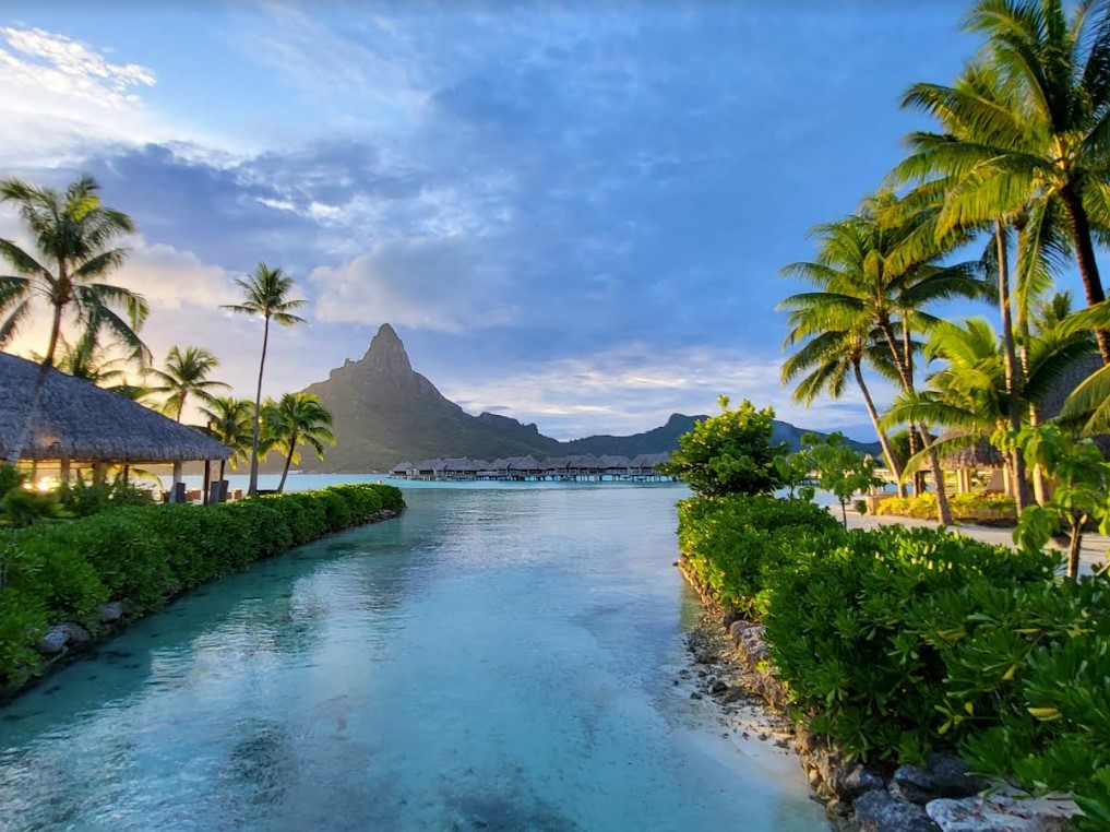 borabora1.jpg