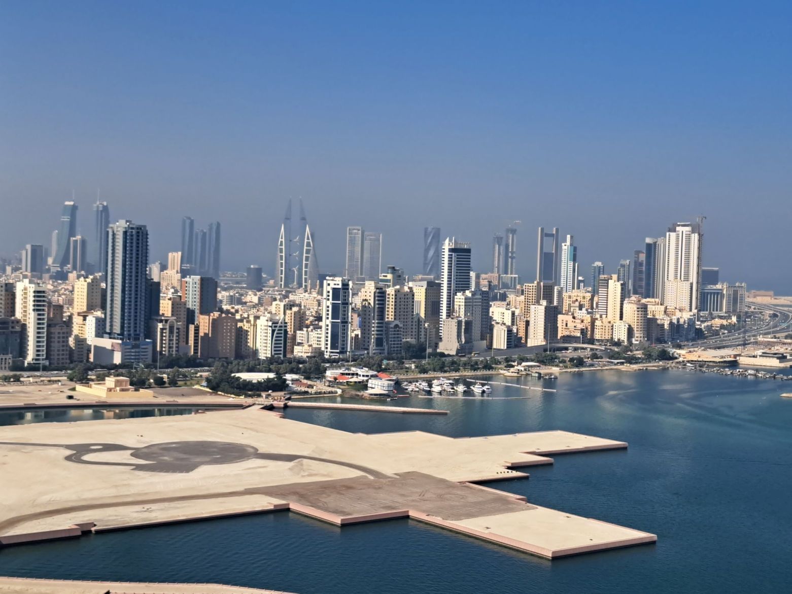 Bahrain2.jpg