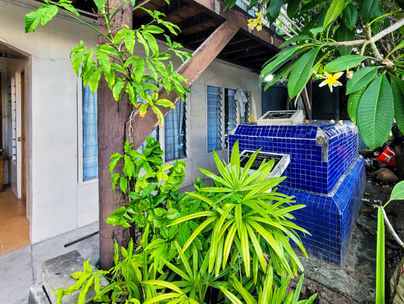 tomb next to guesthouse.jpg