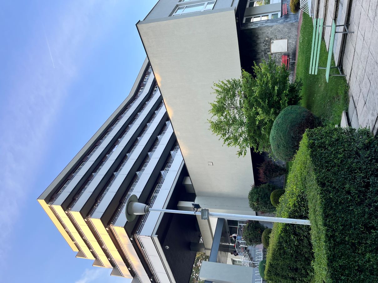 hotel.jpg