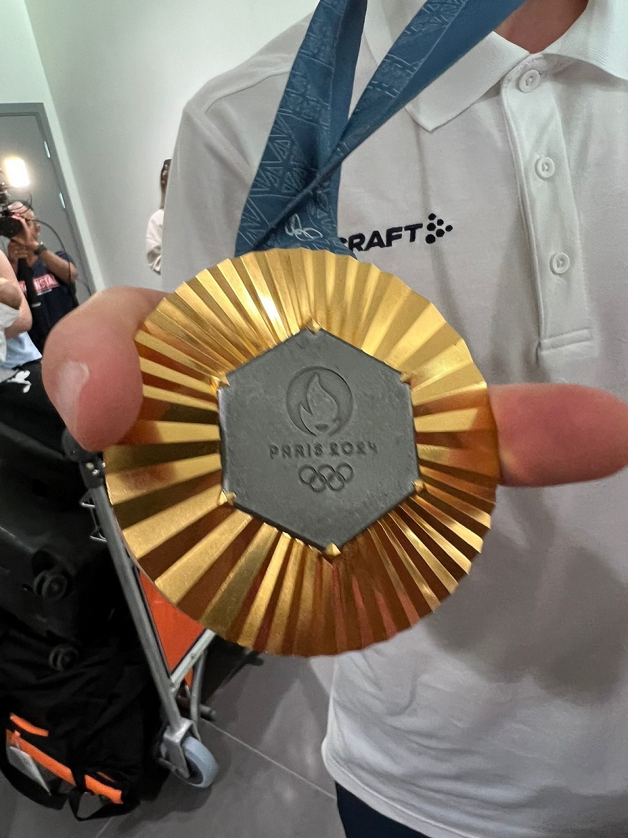 medal1.jpg