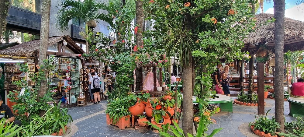 Paseo Artesanal La Recova.jpg