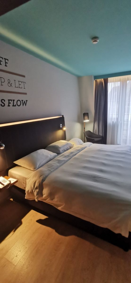 Park Inn by Radisson Poznań, Polska 1.jpg