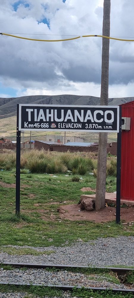 Tiwanaku1.jpg