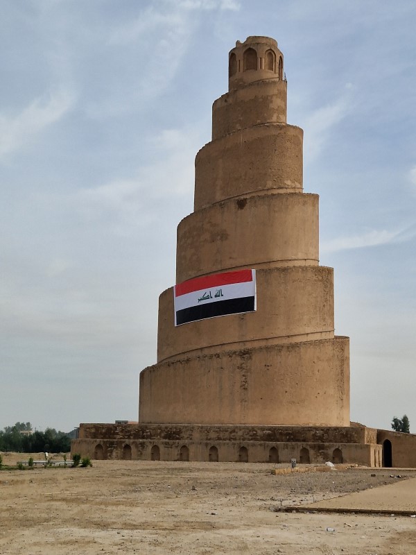 08_001_Samarra_minaret_Wielkiego_Meczetu.jpg