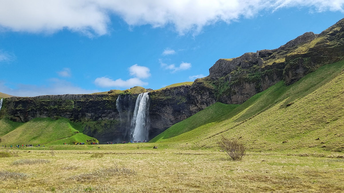 049-Seljalandsfoss.jpg