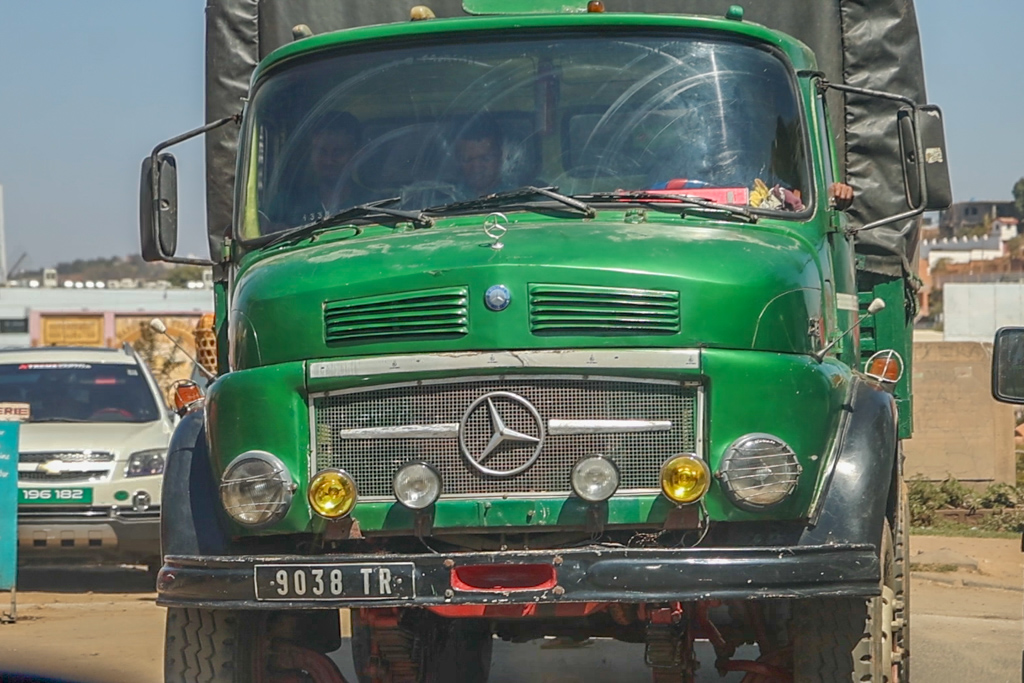 madaA-112.jpg
