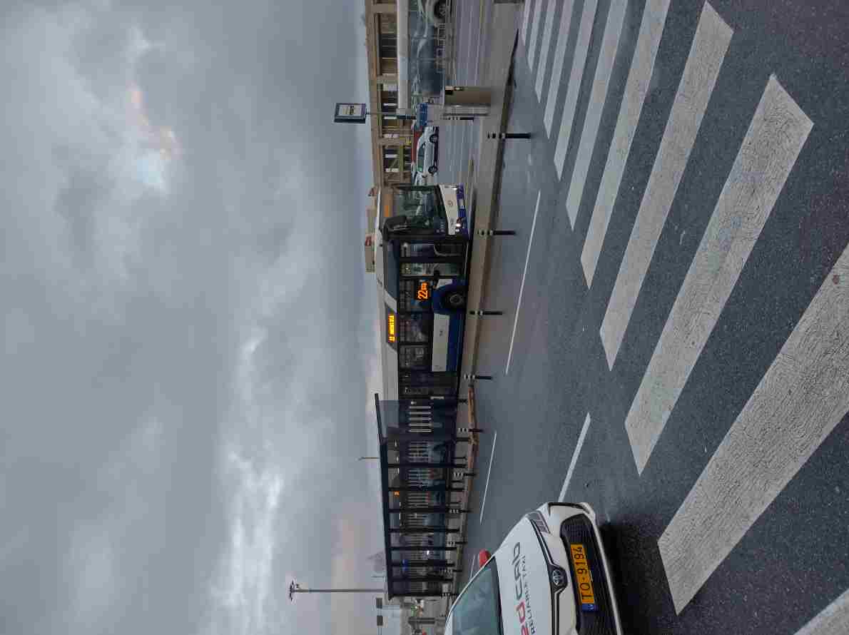 Przystanek_autobusowy.jpg